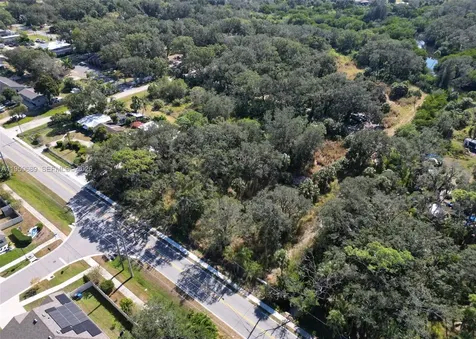 301 E Shell Point Road #77 Tampa FL 33570