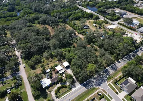 301 E Shell Point Road #77 Tampa FL 33570