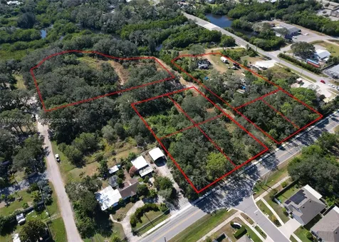 301 E Shell Point Road #77 Tampa FL 33570