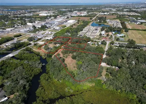 301 E Shell Point Road #77 Tampa FL 33570