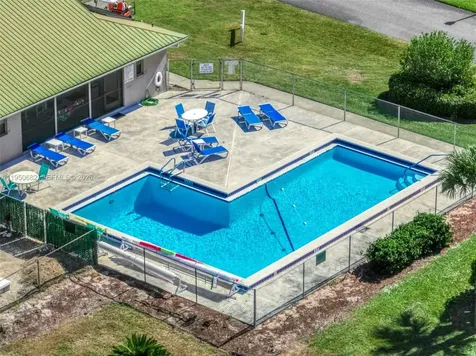 319 Grove Avon Park FL 33825