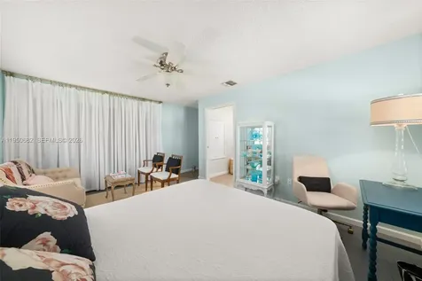 319 Grove Avon Park FL 33825