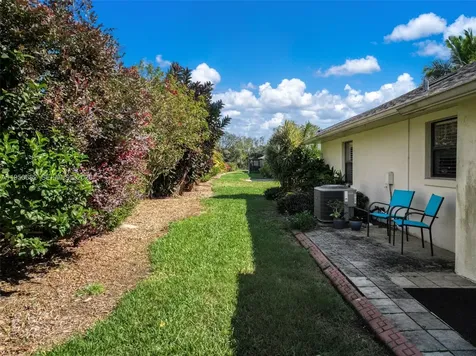 319 Grove Avon Park FL 33825
