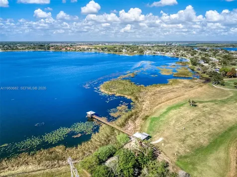 319 Grove Avon Park FL 33825
