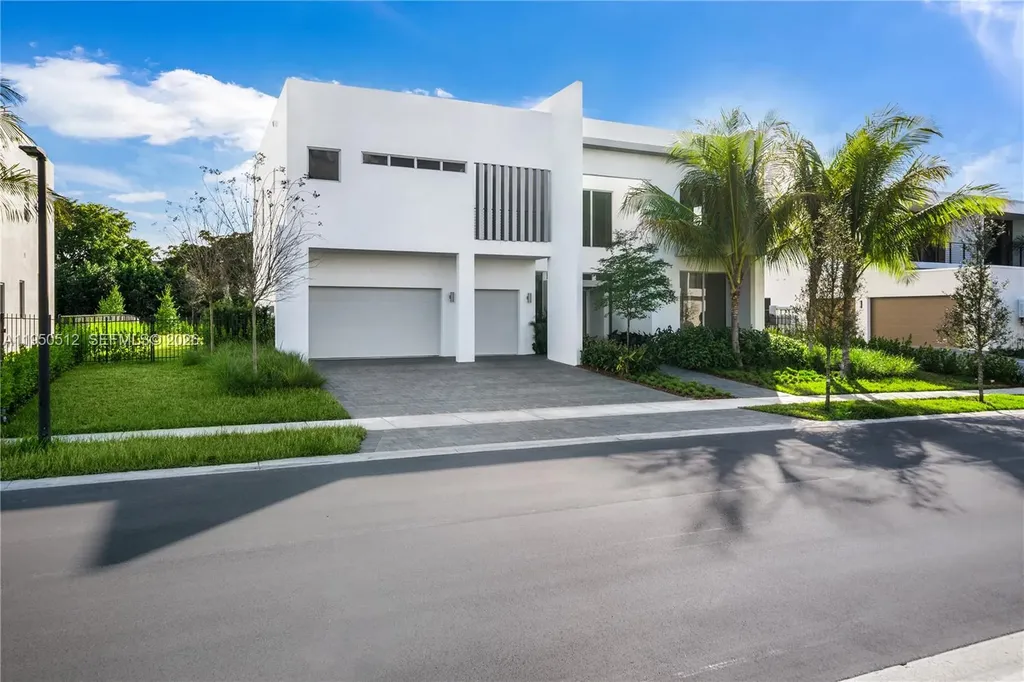 16720 N Botaniko Drive N Weston FL 33326