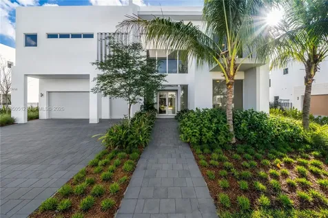 16720 N Botaniko Drive N Weston FL 33326