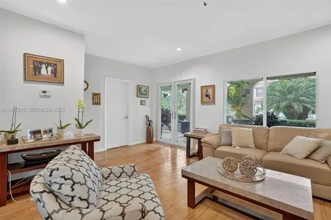 1649 SW 11th Terrace Miami FL 33135