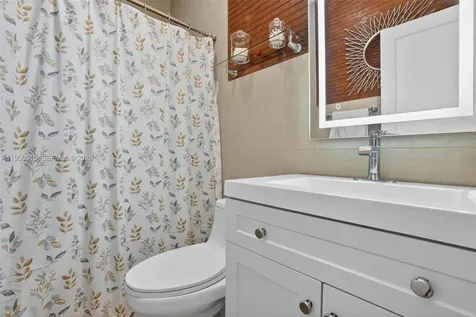 1649 SW 11th Terrace Miami FL 33135