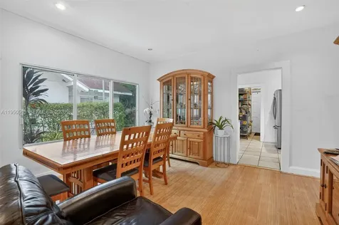 1649 SW 11th Terrace Miami FL 33135