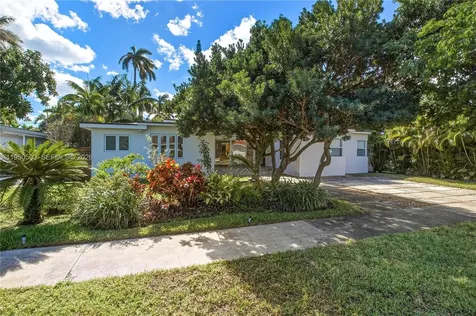 1106 NE 86th Street Miami FL 33138