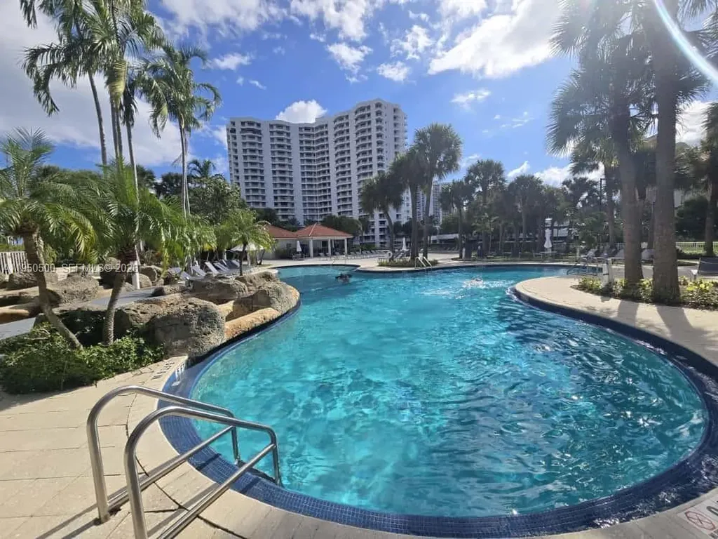3300 NE 191st Street Aventura FL 33180