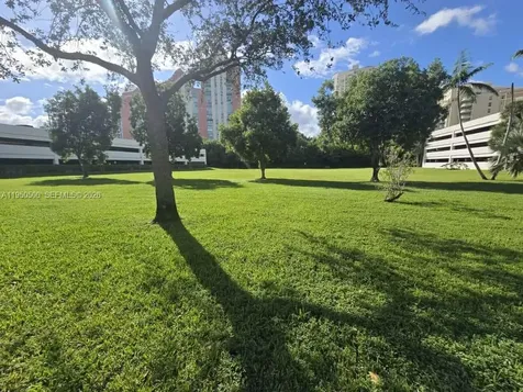 3300 NE 191st Street Aventura FL 33180