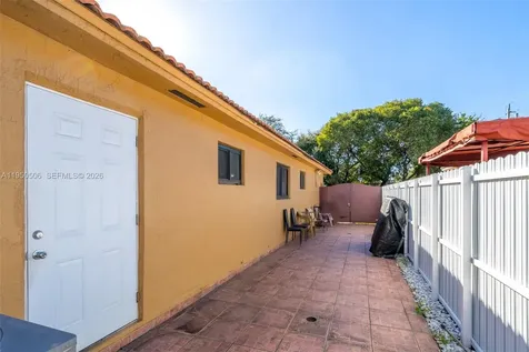 7579 W 31st Avenue Hialeah FL 33018