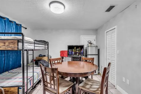 7579 W 31st Avenue Hialeah FL 33018