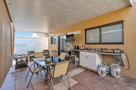 7579 W 31st Avenue Hialeah FL 33018