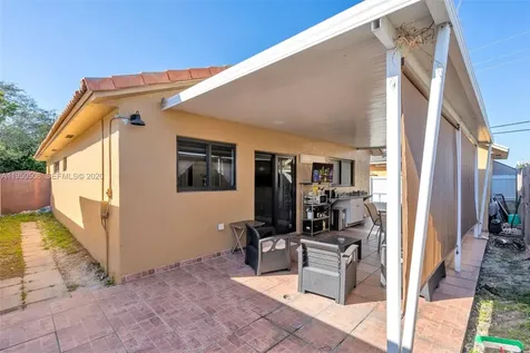 7579 W 31st Avenue Hialeah FL 33018