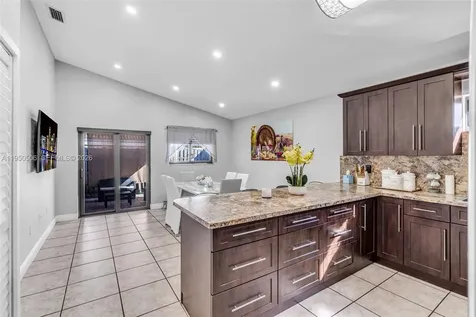 7579 W 31st Avenue Hialeah FL 33018