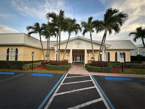18 Colonial Club Drive Boynton Beach FL 33435