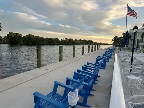 18 Colonial Club Drive Boynton Beach FL 33435
