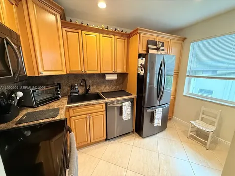 18 Colonial Club Drive Boynton Beach FL 33435