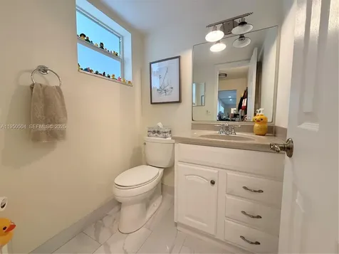 18 Colonial Club Drive Boynton Beach FL 33435