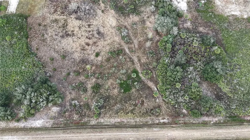 21867 NW 276th Okeechobee FL 34972