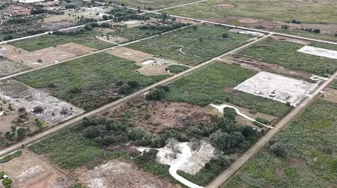21867 NW 276th Okeechobee FL 34972