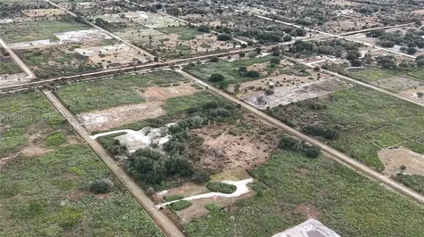 21867 NW 276th Okeechobee FL 34972