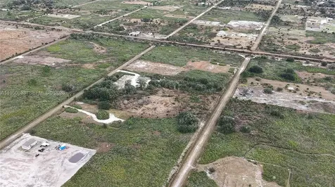 21867 NW 276th Okeechobee FL 34972