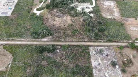 21867 NW 276th Okeechobee FL 34972