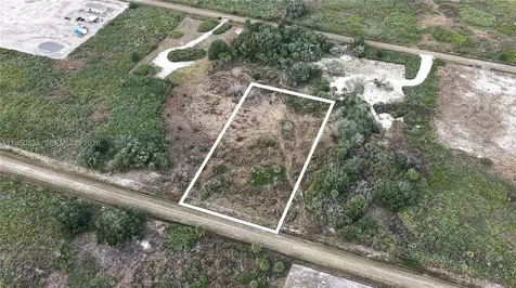21867 NW 276th Okeechobee FL 34972
