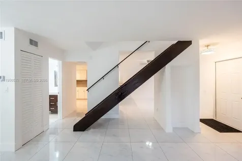 6534 SW 114th Place Miami FL 33173