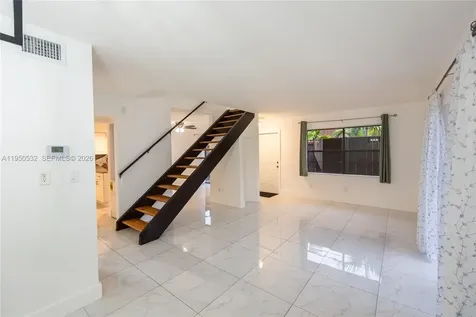 6534 SW 114th Place Miami FL 33173