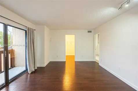 6534 SW 114th Place Miami FL 33173