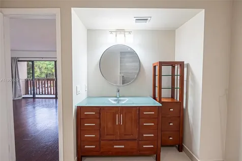 6534 SW 114th Place Miami FL 33173