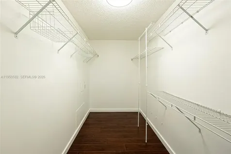 6534 SW 114th Place Miami FL 33173