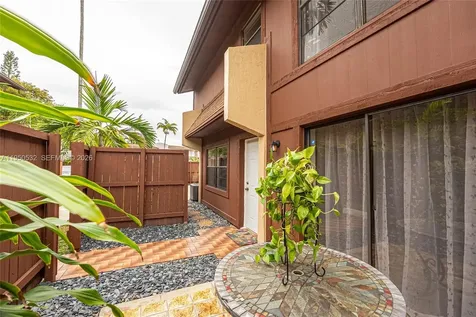 6534 SW 114th Place Miami FL 33173