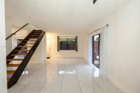 6534 SW 114th Place Miami FL 33173
