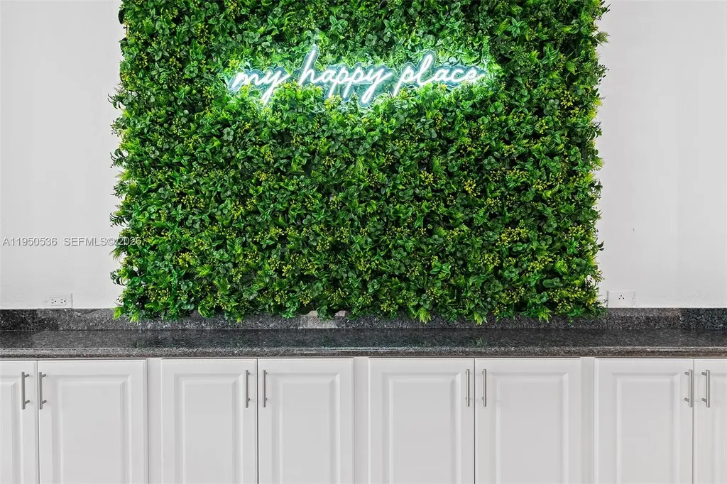 1931 NE 32nd Avenue Fort Lauderdale FL 33305