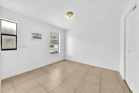 365 NW 8th Street Miami FL 33136