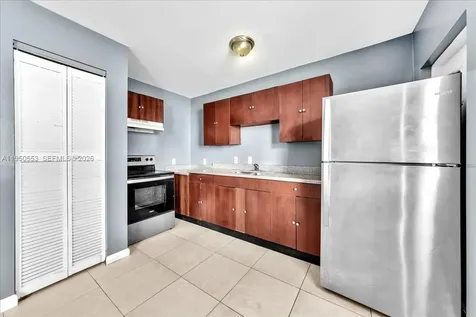 365 NW 8th Street Miami FL 33136