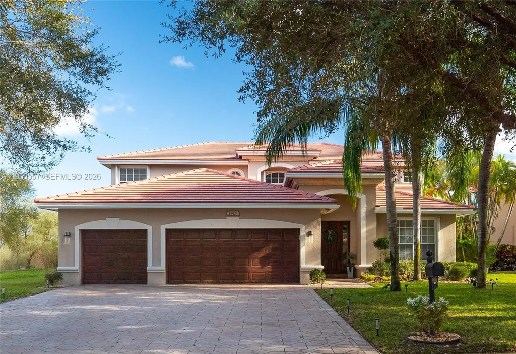 5923 NW 54th Circle Coral Springs FL 33067