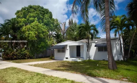 1821 Harding Street Hollywood FL 33020