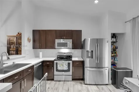 7980 S Aragon Boulevard Sunrise FL 33322