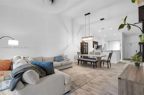 7980 S Aragon Boulevard Sunrise FL 33322