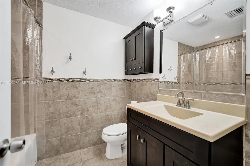 3302 Farragut Street Hollywood FL 33021
