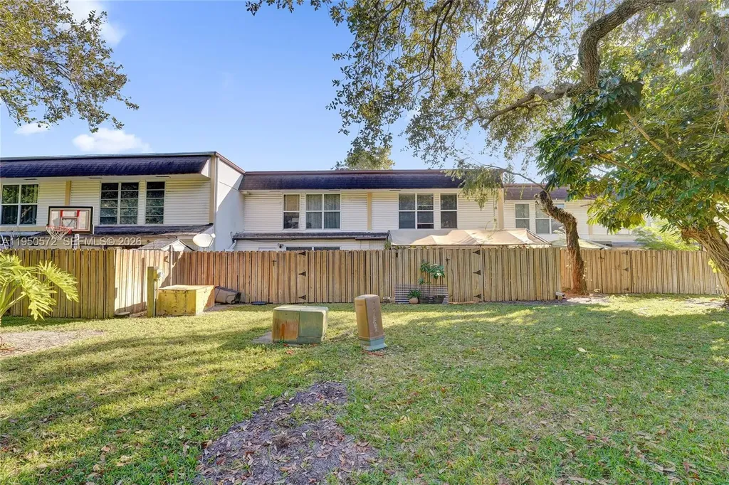 3302 Farragut Street Hollywood FL 33021