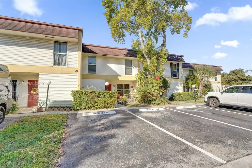 3302 Farragut Street Hollywood FL 33021