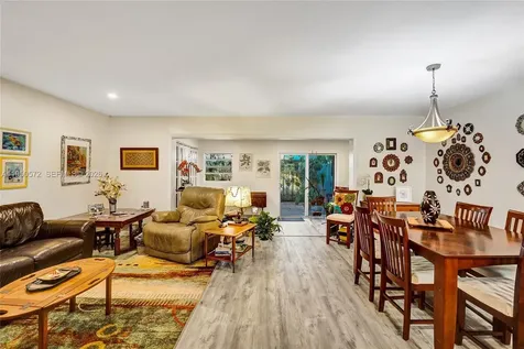 3302 Farragut Street Hollywood FL 33021