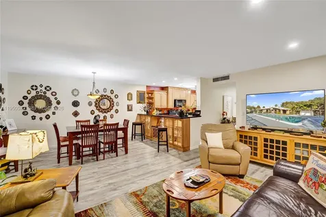3302 Farragut Street Hollywood FL 33021